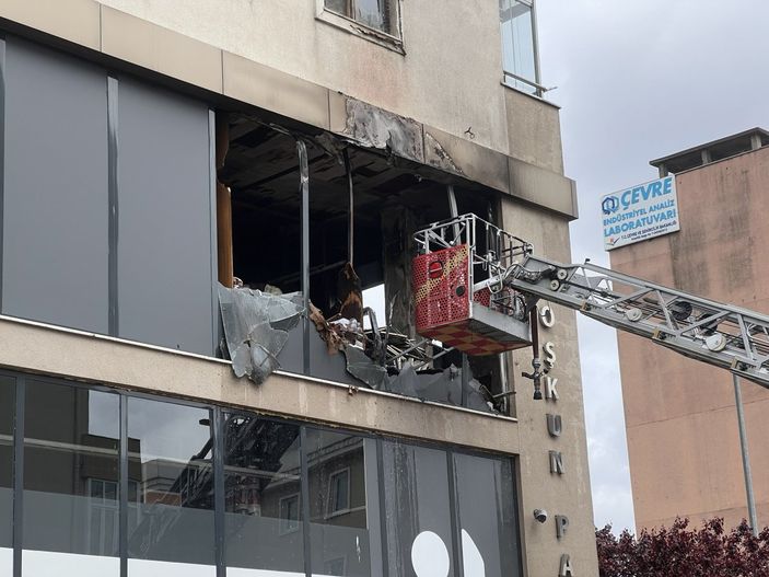 i Kağıthane'deki markette korkutan yangın