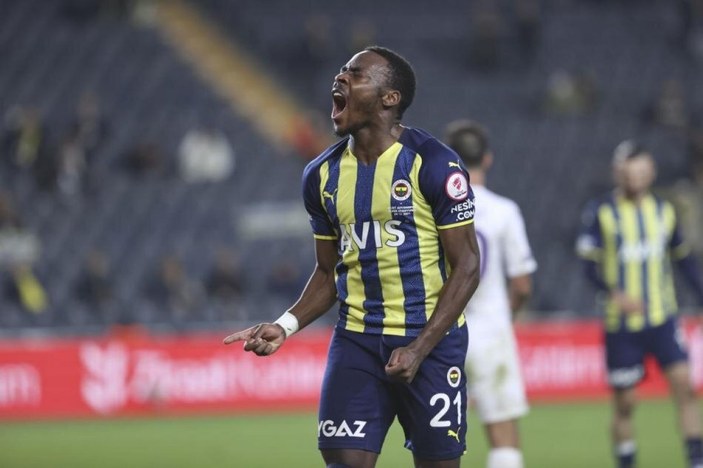 Osayi Samuel'den Galatasaray derbisine övgü