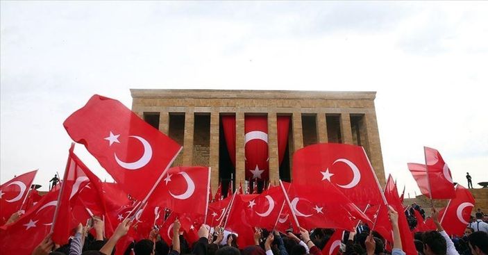 19 Mayıs 2022 hangi güne denk geliyor, resmi tatil mi?