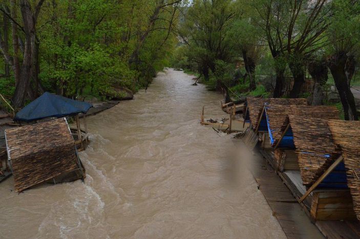 d Ihlara Vadisi'nde heyelan
