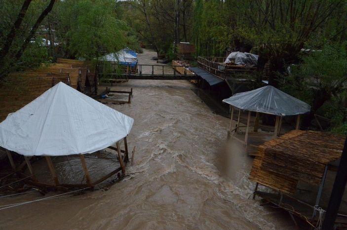 d Ihlara Vadisi'nde heyelan