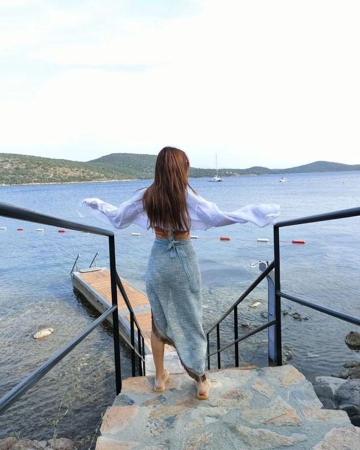 Arka Sokaklar'ın Bahar Komiser'i sezonu açtı, bikinili pozlarıyla ortalığı yıktı! Görenlerin nevri döndü