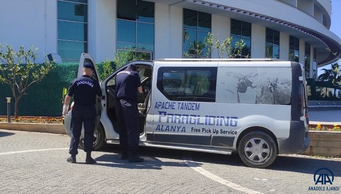Antalya'daki İngiltere vatandaşı çalıntı araçla yakalandı