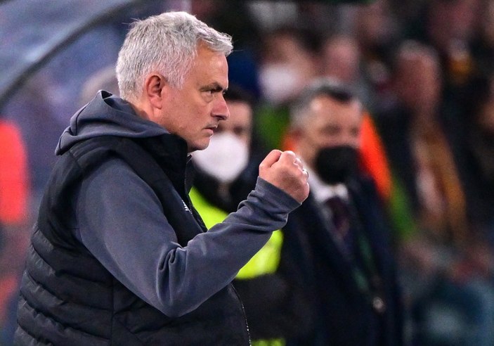 Jose Mourinho'dan tarihi başarı