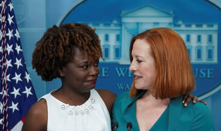 Beyaz Saray'da bir ilk: Yeni sözcü siyahi Karine Jean-Pierre oldu
