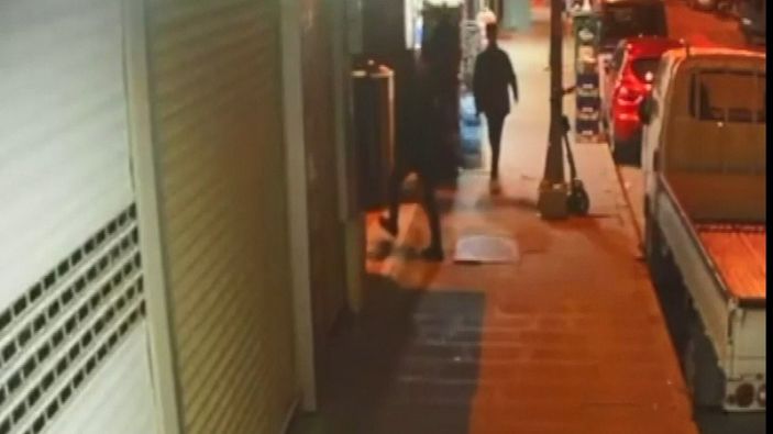 Bahçelievler'de kadına bıçaklı saldırı