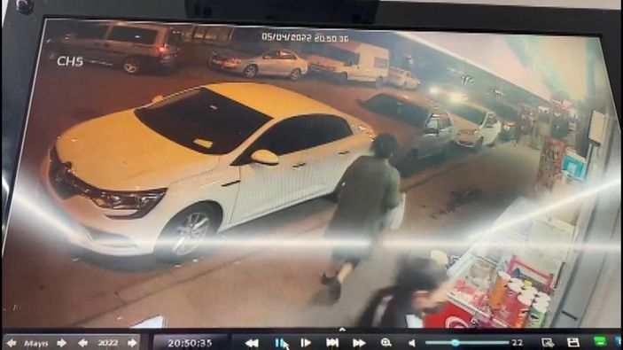 Bahçelievler'de kadına bıçaklı saldırı