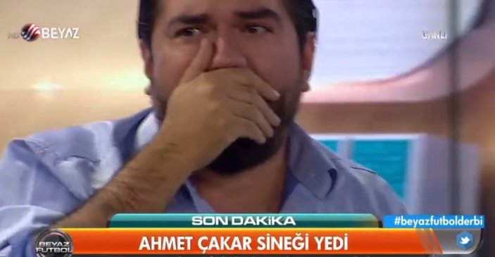 Ahmet Çakar canlı yayında sinek yedi