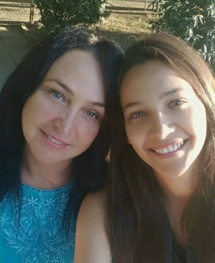 Gönül Dağı'nın Dilek'i annesini paylaştı, sosyal medya yıkıldı! Masmavi gözleriyle kendine hayran bıraktı