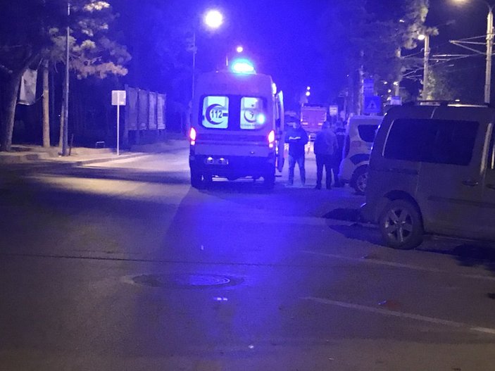 Kocaeli'de parkta çıkan kavgada 1 kişi yaralandı