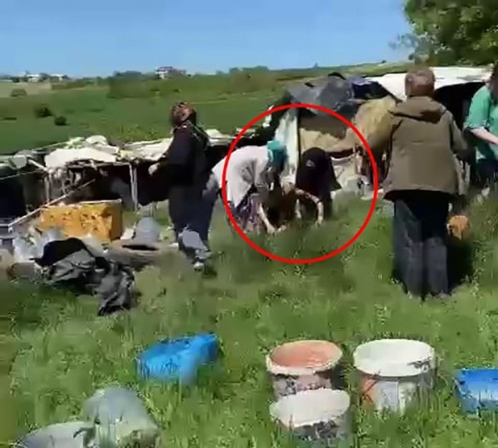 Sakarya'da barakada çıkan yangında alevlerin arasında kaldı