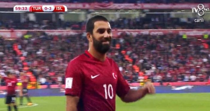 Arda Turan: Milli Takım'dan ıslıklarla gönderilmeyi hak etmedim