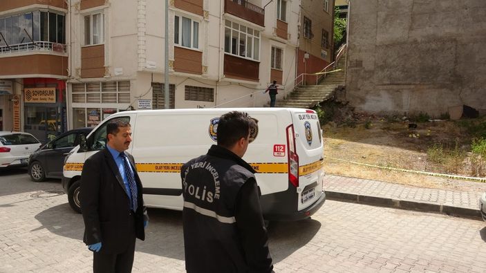 Tokat'ta çocukların oynadığı cisim, bomba gibi patladı