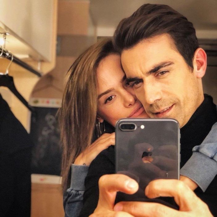 İbrahim Çelikkol'un 5 yıllık eşi, Fahriye Evcen'in ikizi Mihre Çelikkol'a bakın! Güzelliğiyle parmak ısırtıyor