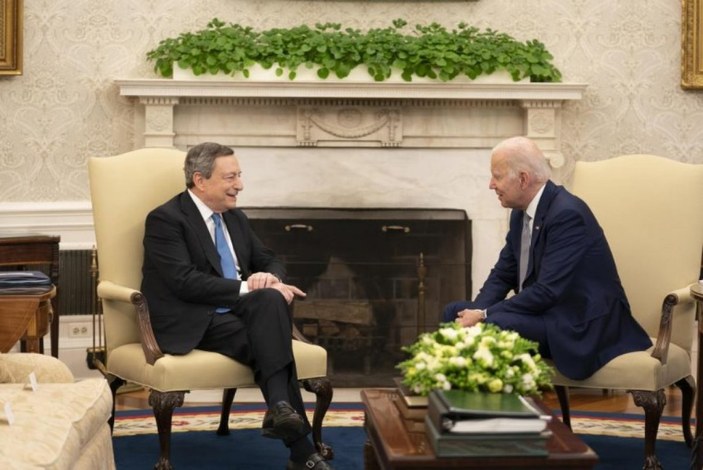 Biden, İtalya Başbakanı Draghi ile bir araya geldi