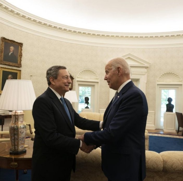 Biden, İtalya Başbakanı Draghi ile bir araya geldi