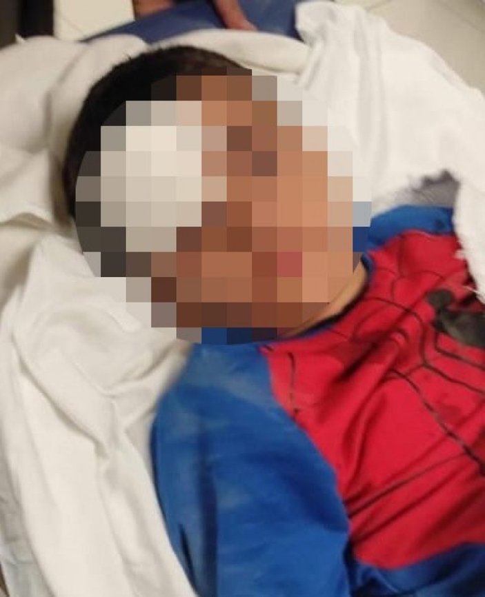Gaziantep'te aracında altında kalan çocuk ölümden döndü