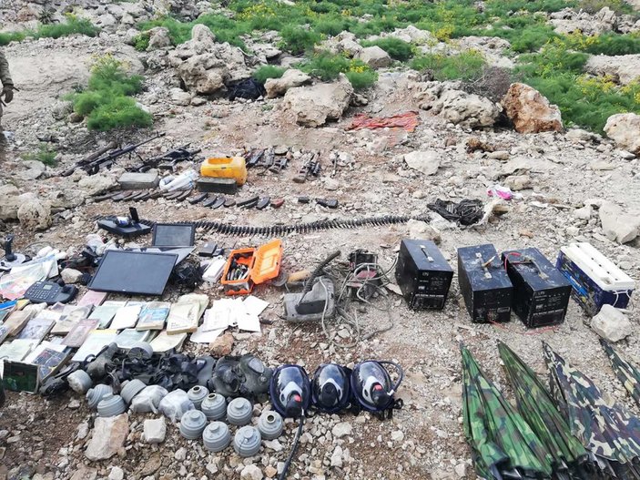 Irak'ın kuzeyinde, PKK'ya ait çok sayıda silah ve mühimmat ele geçirildi