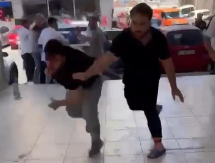 Antalya'da tapu kavgası: Taş ve sopalar havada uçuştu