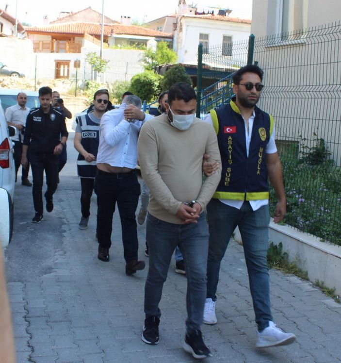 d Muğla’da fuhuş operasyonu