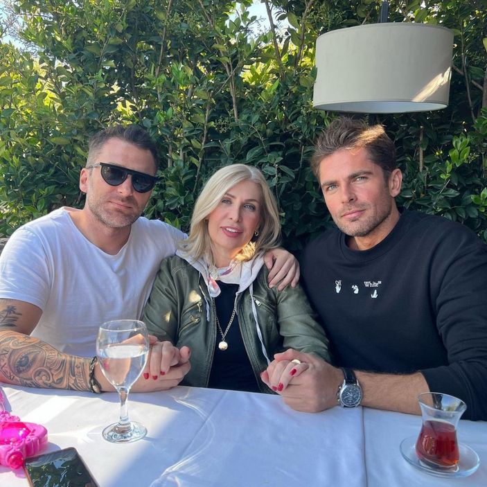 'Hık demiş Seda Sayan'ın burnundan düşmüş' Survivor Mert Öcal'ın annesine bakın...