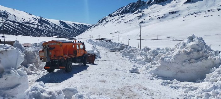 Ovit Dağı Geçidi'nde yol 6 aydır kapalı