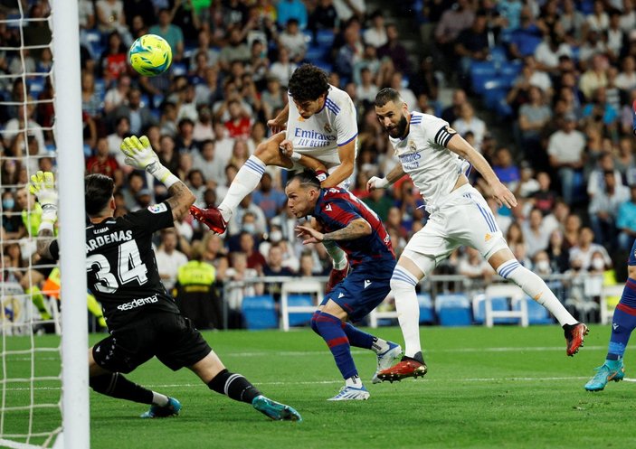 Real Madrid'den Levante'ye 6 gol