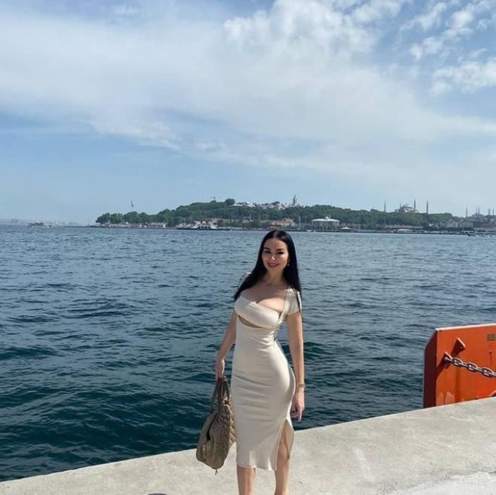 Kurtlar Vadisi'nin Esther Hirch'i Sinem Yıldırım'ın son haline bakın! Güzelliğiyle parmak ısırtıyor...