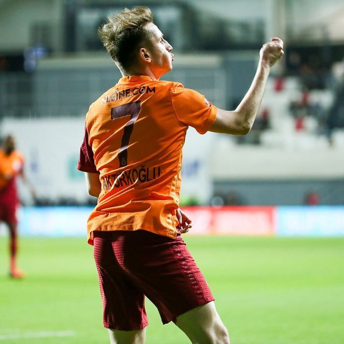 Lyon, Kerem Aktürkoğlu için teklifini yeniledi