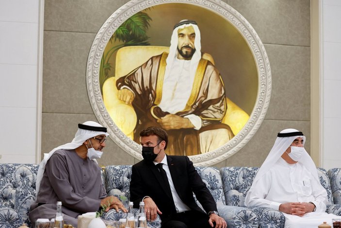 Emmanuel Macron'dan BAE'ye taziye ziyareti
