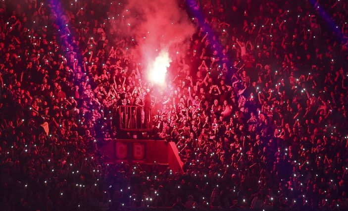 a Ahmet Ağaoğlu: Bizler bu takımın birer hizmetçisiyiz