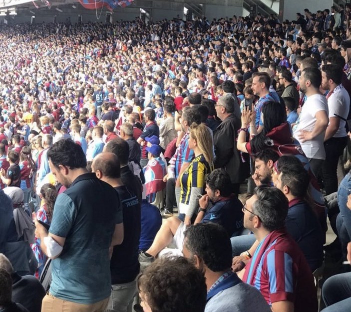 Trabzonspor tribünlerinde özlenen görüntü
