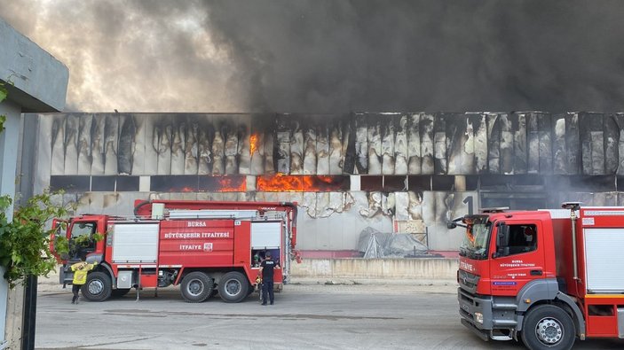 Bursa’da ısı yalıtım sistemleri fabrikasında yangın