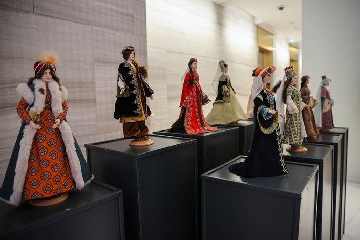 Hanım Sultanlar sergisi yurt dışında ilk kez New York'ta Türkevi'nde açıldı