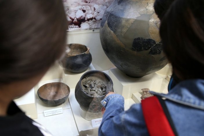 Arslantepe Höyüğü'nden çıkan 5 bin yıllık küp mezar Malatya Müzesi'nde