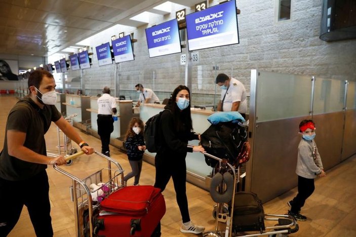 İsrail'de, ülkeye girişlerde koronavirüs test uygulaması kaldırılıyor