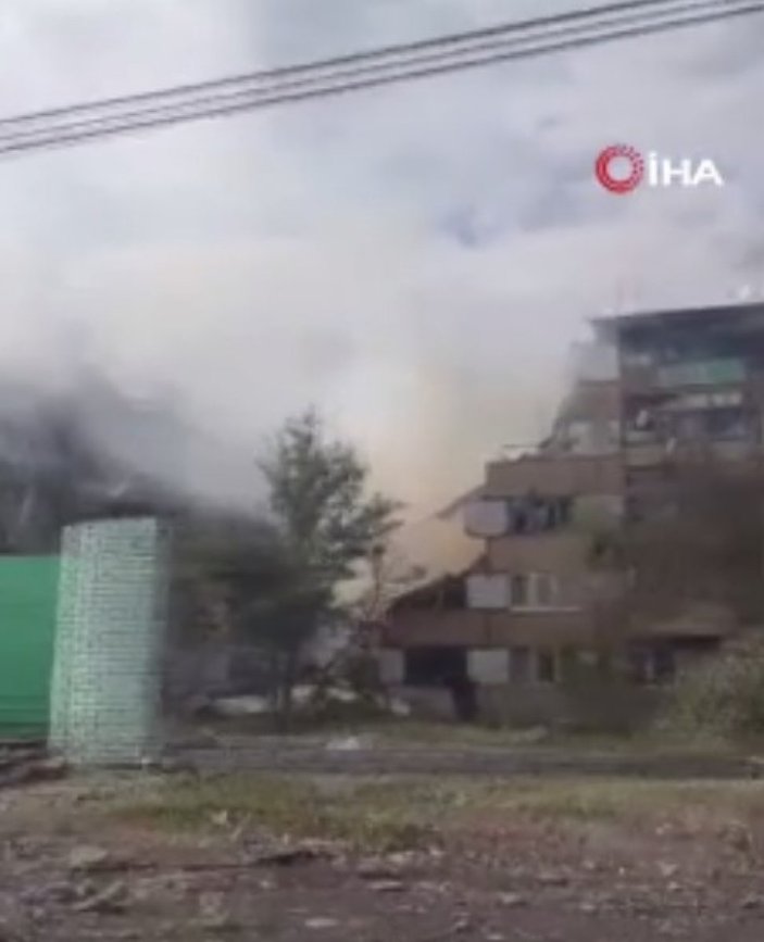 Rusya, Donetsk'te sivil yerleşim yerlerini hedef aldı