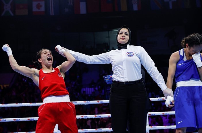 Milli boksör Ayşe Çağırır, 48 kiloda altın madalya kazandı