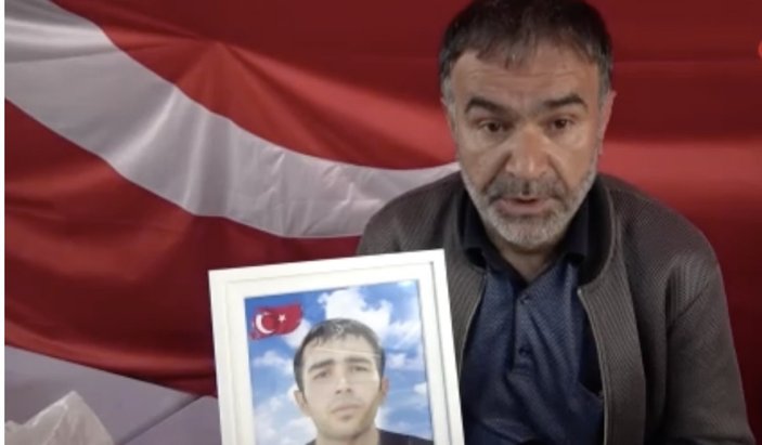 Diyarbakır'da evlat nöbetindeki baba, 5 yıldır evlat hasreti çekiyor