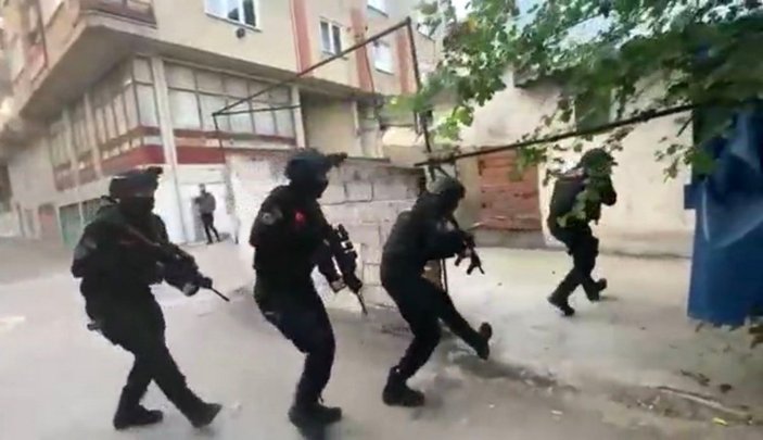 Bursa'da DAEŞ operasyonu: 3 gözaltı
