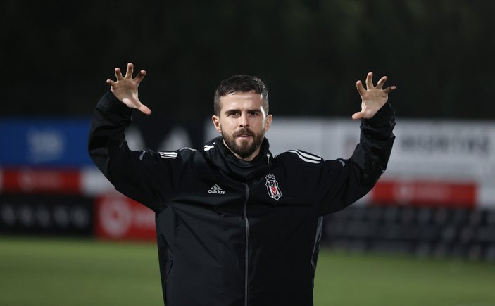 Pjanic, Beşiktaş'a veda mesajı yayınladı