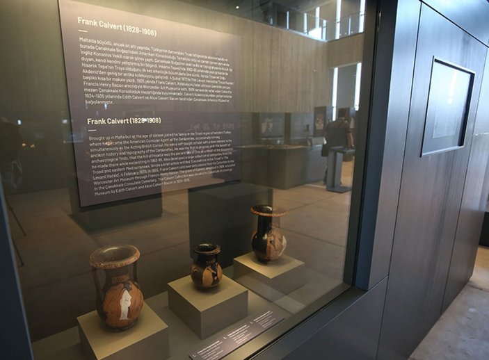Maltalı arkeolog Calvert'in koleksiyonu Troya Müzesi'nde sergileniyor