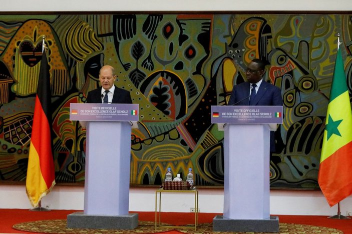 Almanya Başbakanı Scholz'dan, Senegal'de enerji mesajı