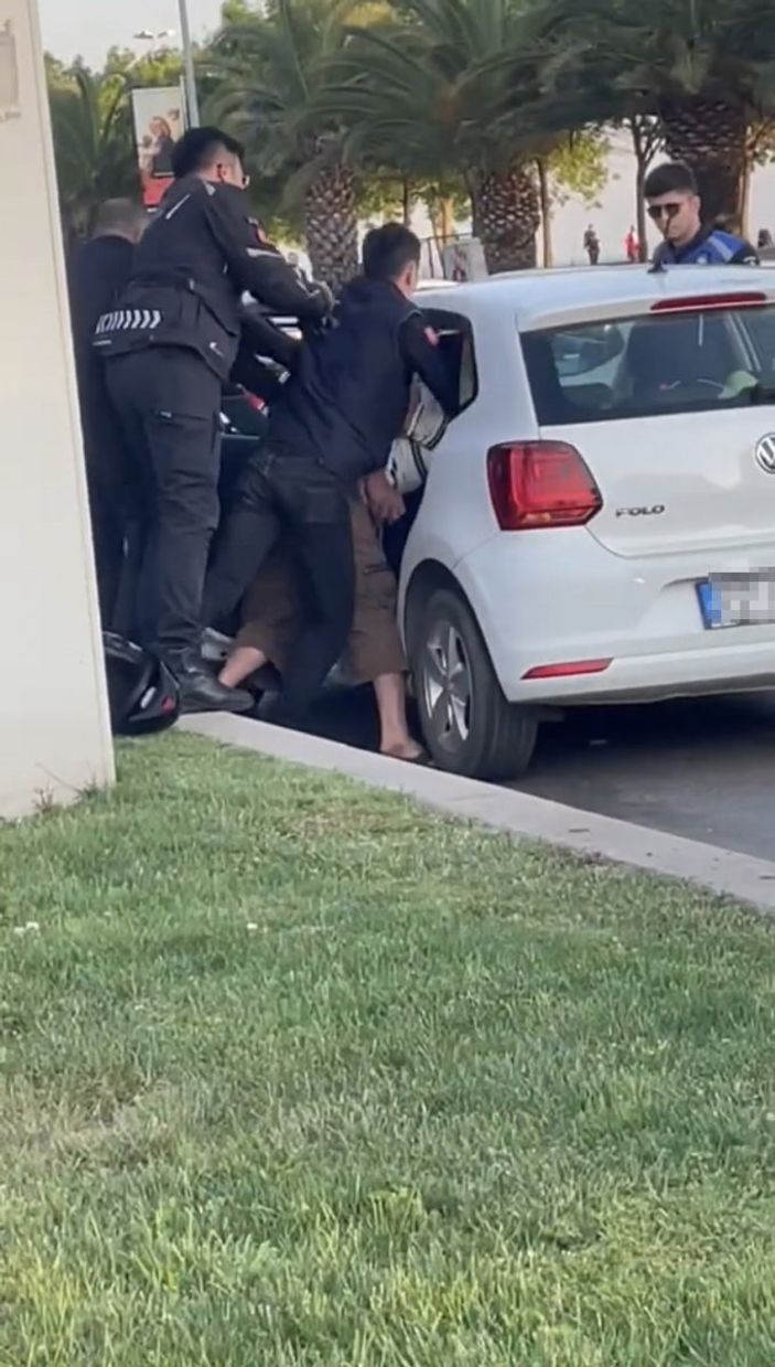 i Maltepe’de zabıta ile sürücü kavgası