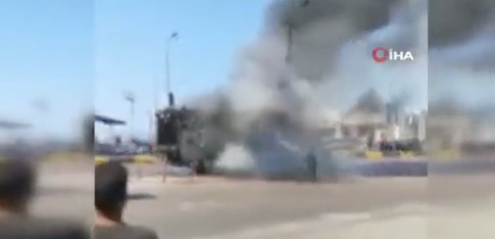 Mısır'da yanan çöp kamyonunun lastiği patladı