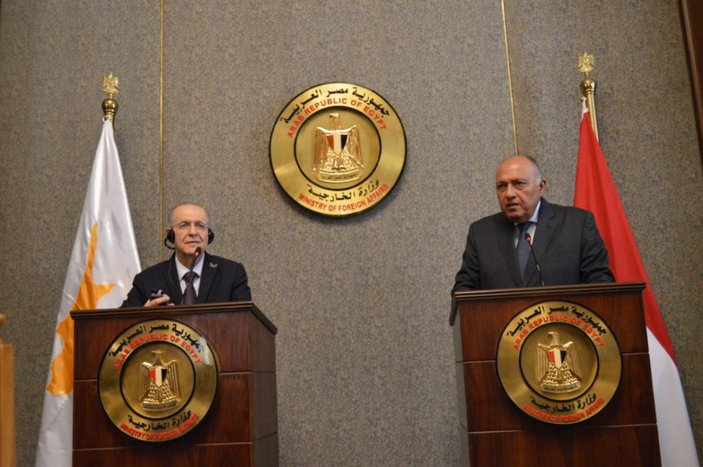 Mısır Dışişleri Bakanı Şukri, GKRY’li mevkidaşı Kasoulides ile görüştü