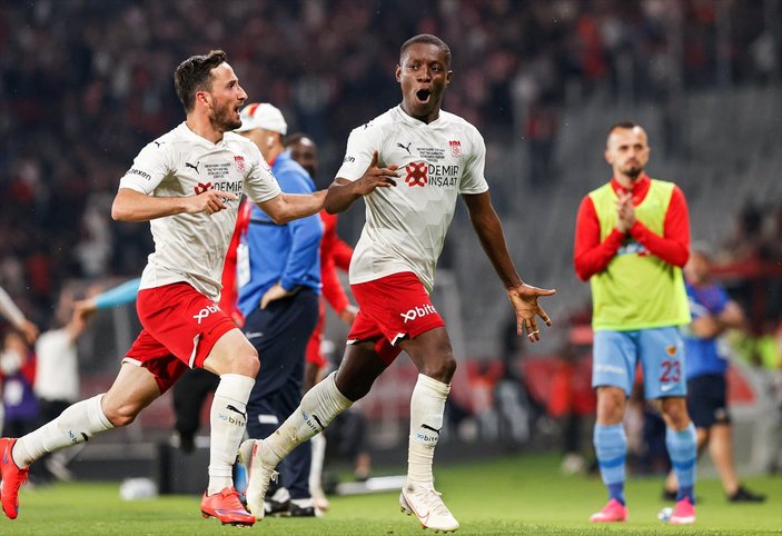 Kayserispor'u yenen Sivasspor, Ziraat Türkiye Kupası'nı kazandı