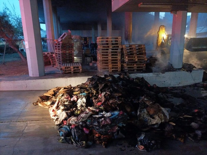 Yunanistan'da Ukraynalılar için toplanan yardım malzemeleri yandı