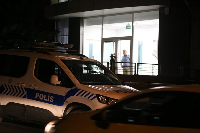 a Bursa'da bankanın 100 bin euroluk para torbasını çalmaya çalışan şüpheli yakalandı