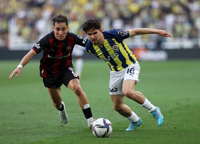 Fenerbahçe'den Emre Mor'a teklif